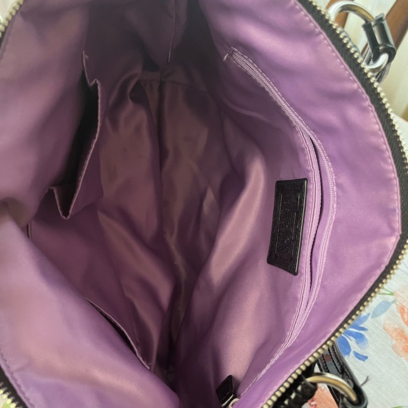 Like New Coach Black Signature Print Purple Interior Shoulder Bag - Picture 7 of 15